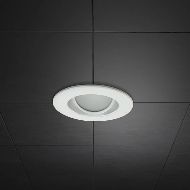 4 inch Dimmable Commercial Recessed LED Downlight / Ceiling Light with Sloped Ceiling Reflector Round Trim, 120-347V 20W - Image 2